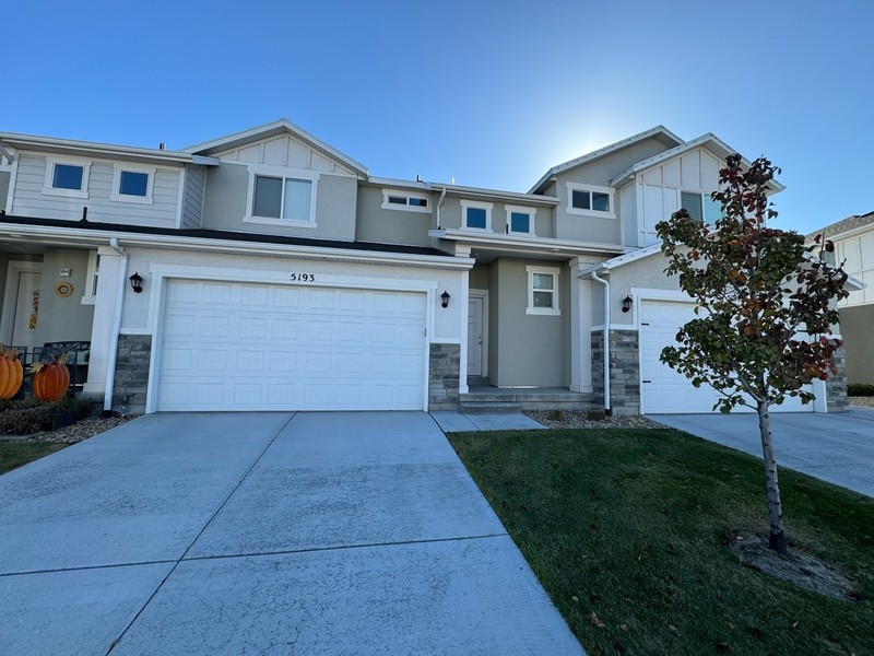 Herriman Townhome: 5193 W Copeland Dr
