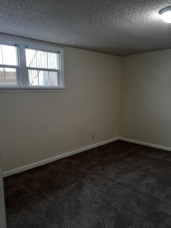 Ogden Apartment: 910 Capitol St