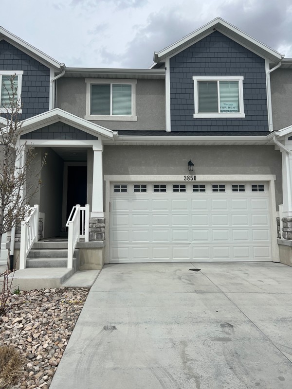 Lehi Townhome: 3850 W 2380 N