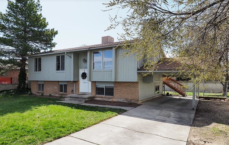 West Valley City Single Room: 4907 W 3235 S