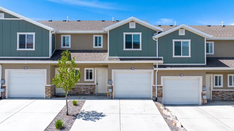 Herriman Townhome: 14888 S Sliding Rock Way