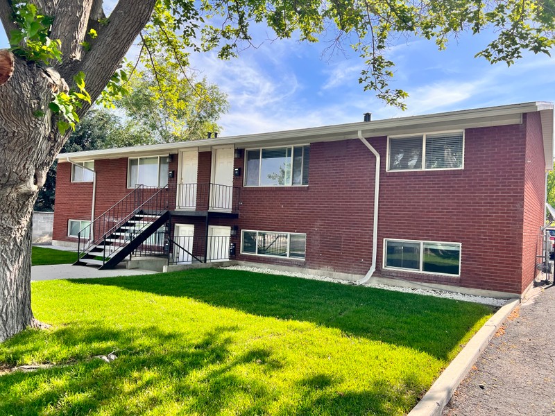 Orem Apartment: 1535 S 100 E