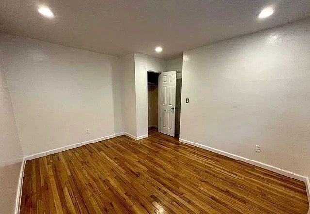 Rutherford Multiplex: 130 Orient Way APT 1C,