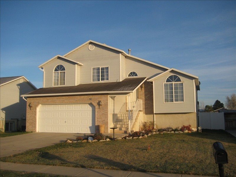 Roy House: 4238 W 5050 S