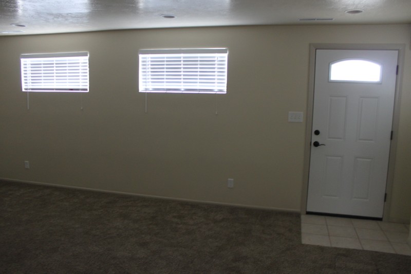 Tremonton Apartment: 268 N 200 W