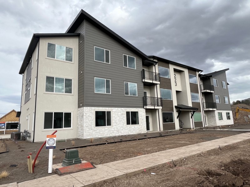 Spanish Fork Condo: 223 Volunteer Dr.