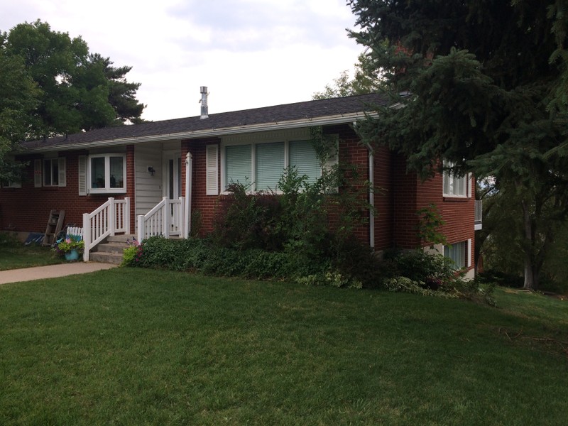 Providence Townhome: 475 Edgehill Dr