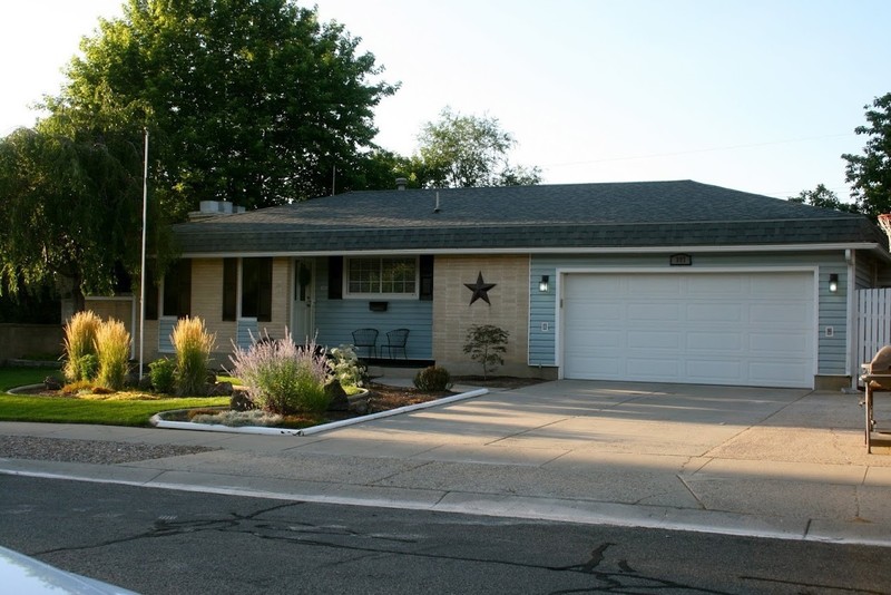 Sandy House: 397 E 8220 S