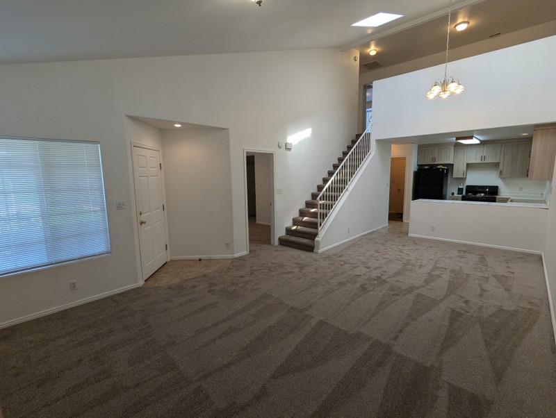 Hurricane Townhome: 6224 W 135 N