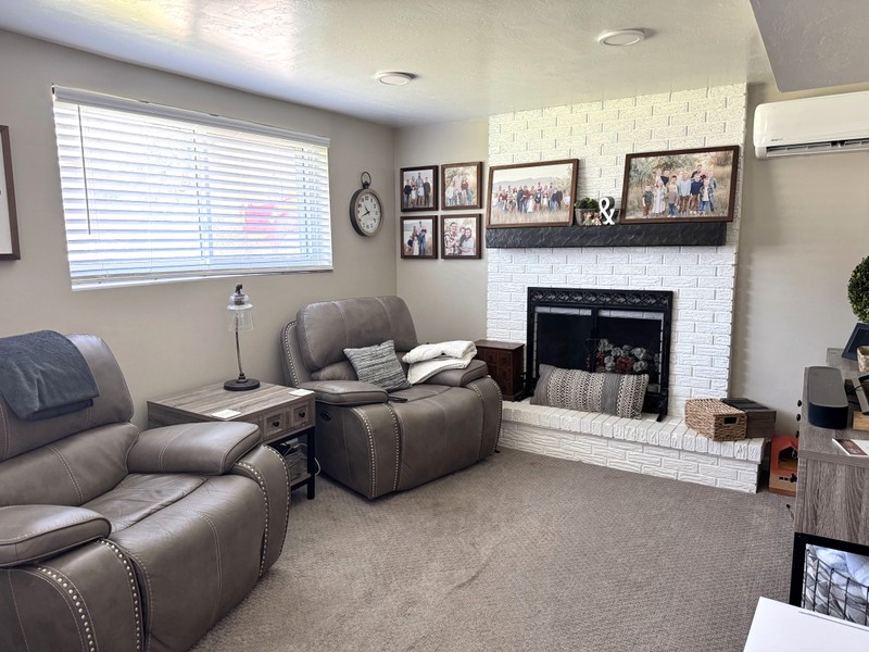 Moab House: 481 Sundial Dr