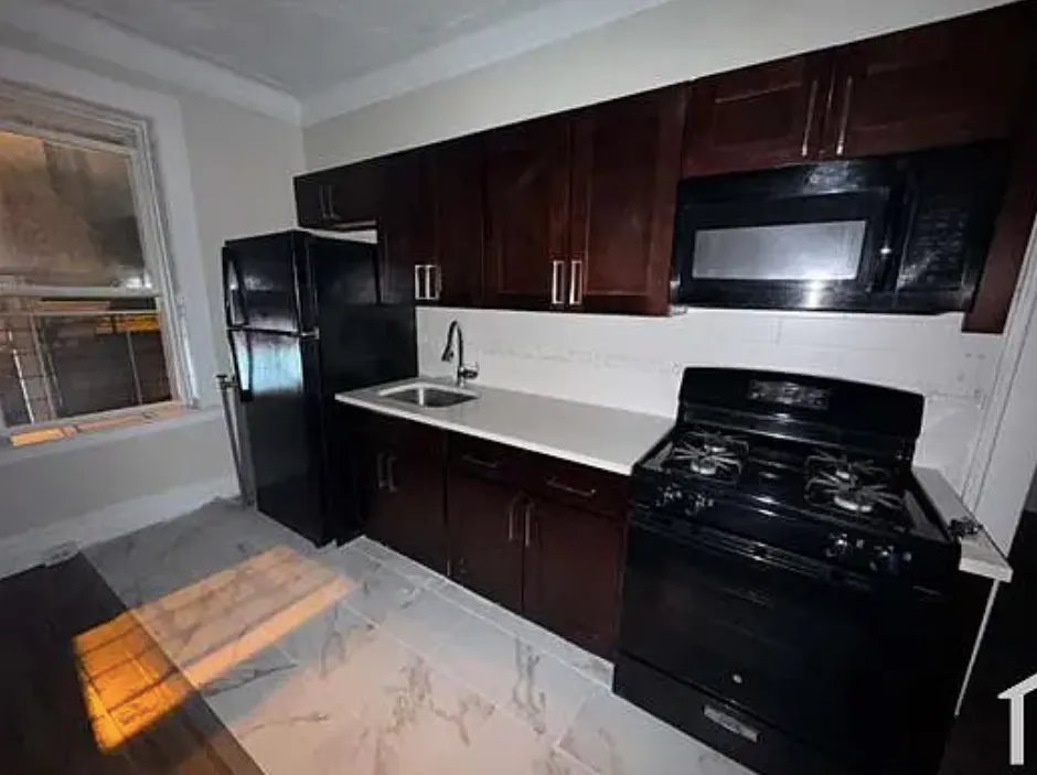 East Orange Apartment: 52-64 4th Ave