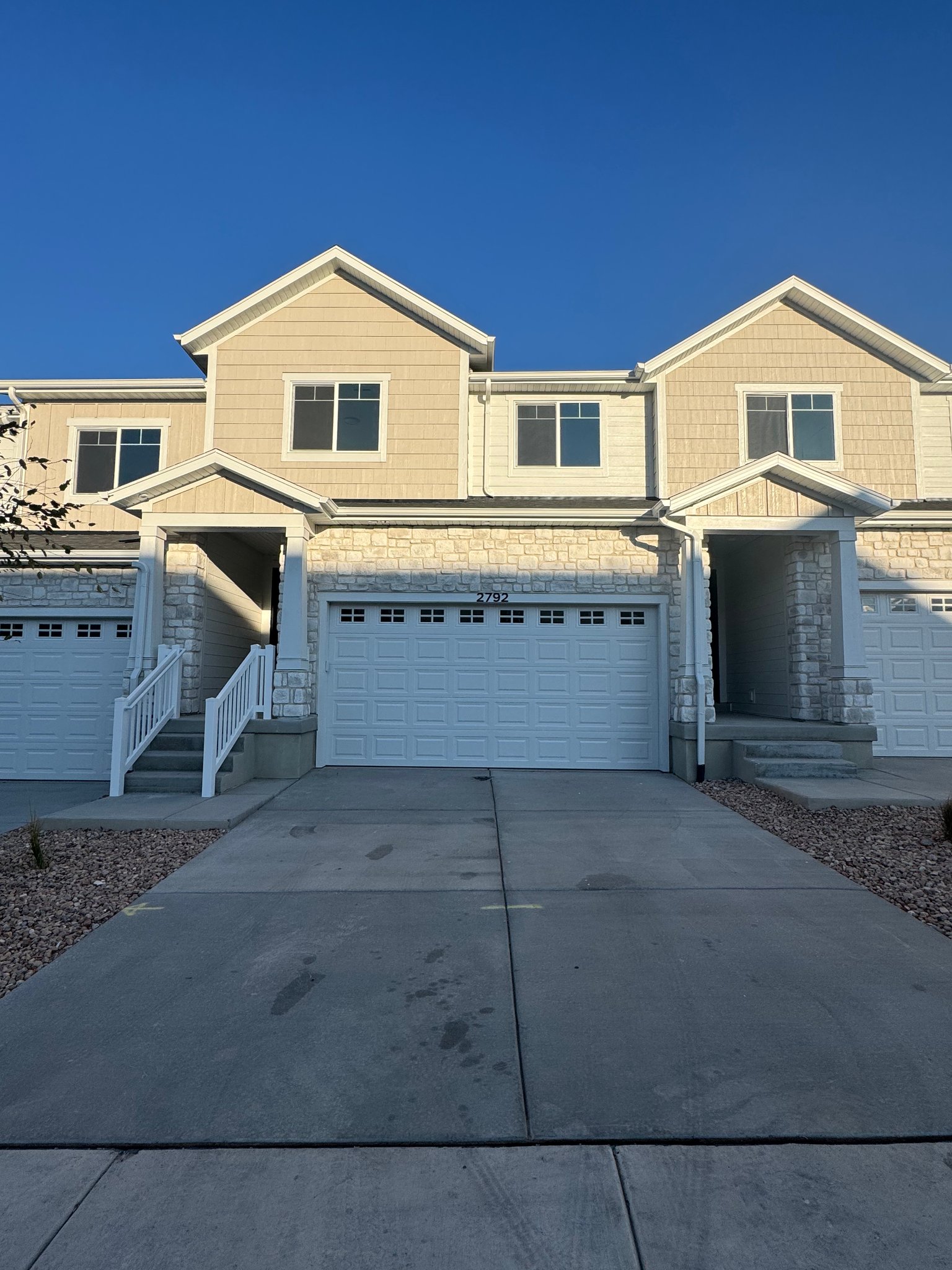 Saratoga Springs Townhome: 2792 N Red Velvet Ln