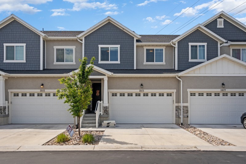 Lehi Townhome: 3821 W 2330 N