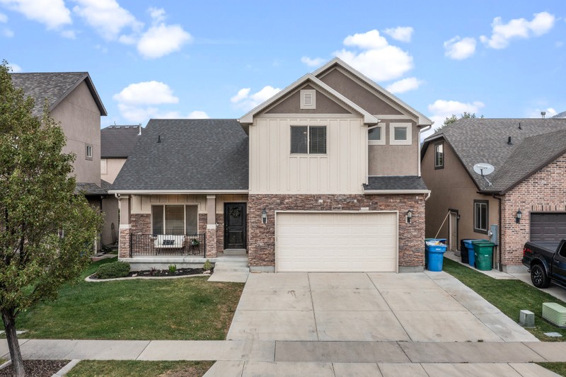 Pleasant Grove House: 10789 N La Costa