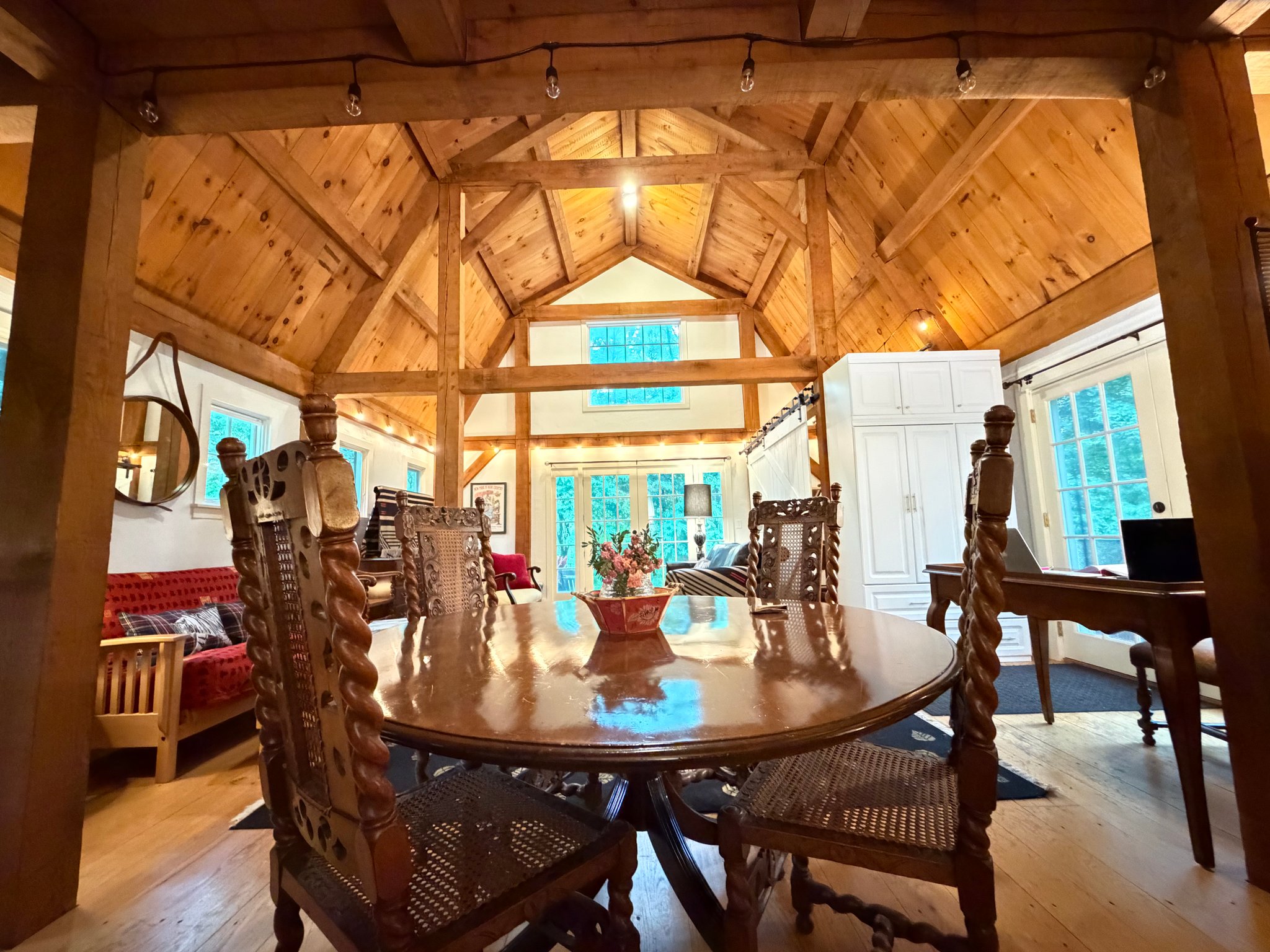 Ridgefield House: 300 Chestnut HIll Road