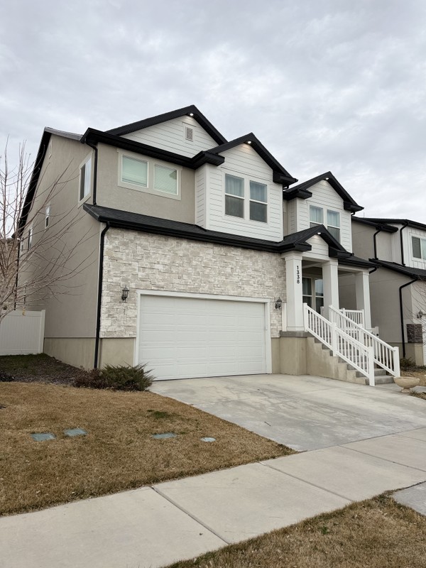 Saratoga Springs House: 1338 W Quailhill Rd