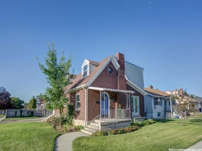Provo House: 705 W 500 N