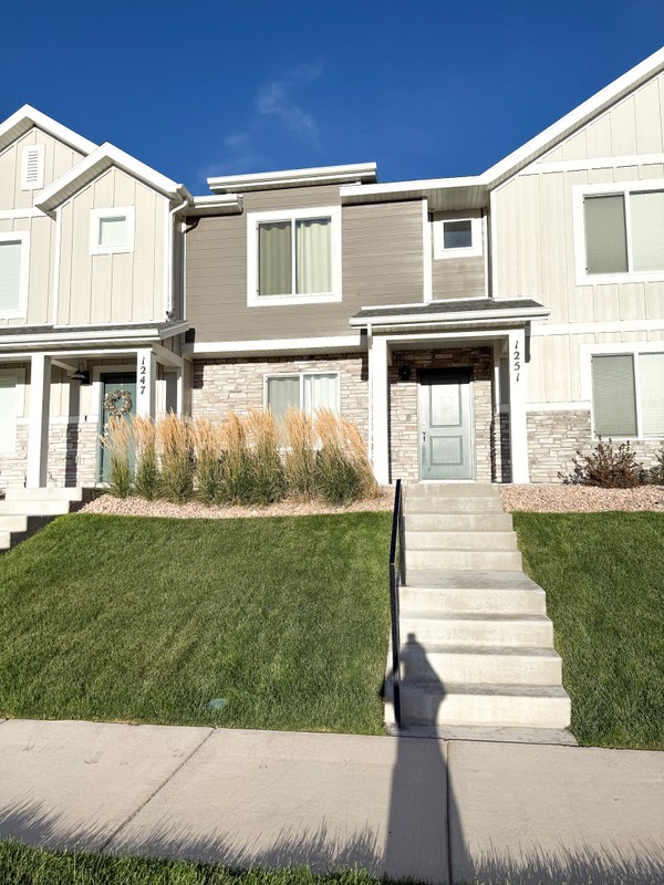 Santaquin Townhome: 1251 S Harvest View Dr