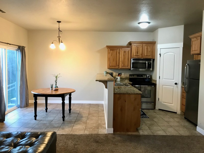 Pleasant Grove Townhome: 356 S 790 W