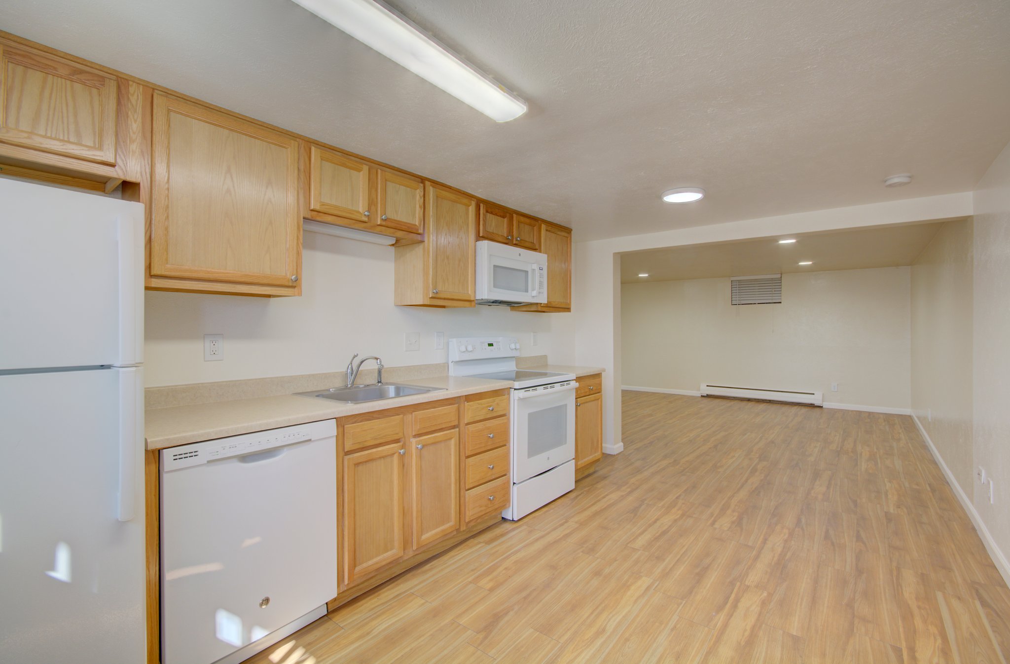 Lakewood Apartment: 375 S. Depew St.