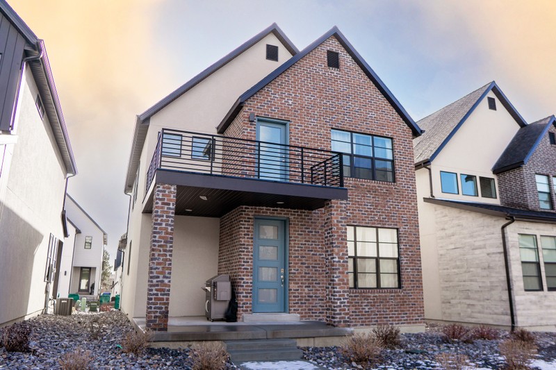 Lehi House: 406 W 3075 N