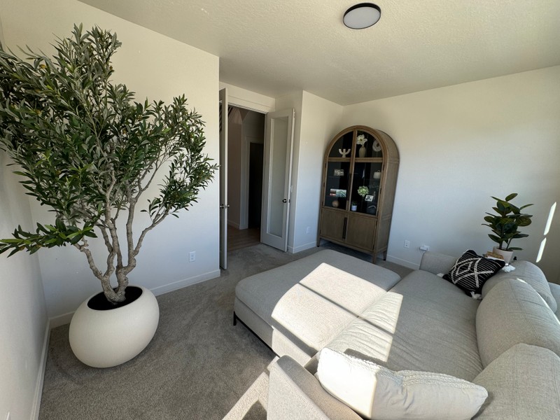 Lehi House: 3149 N Park Cottage Way