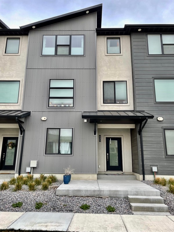 American Fork Single Room: 435 S Wood Stream Rd