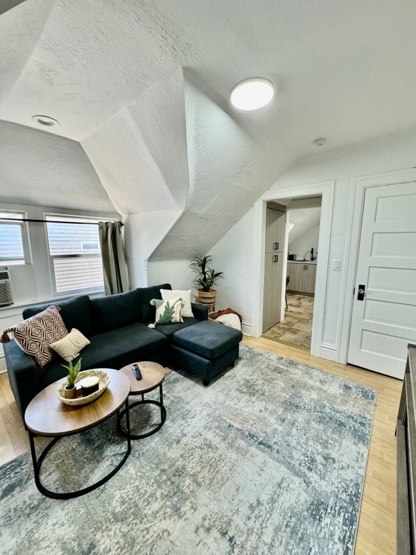Salt Lake City Apartment: 828 E 100 S