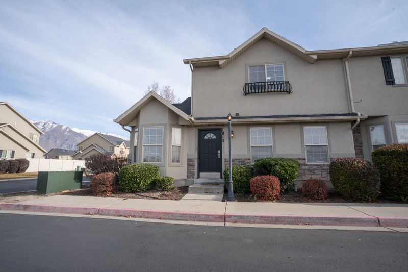 Springville Townhome: 1015 S 1850 W