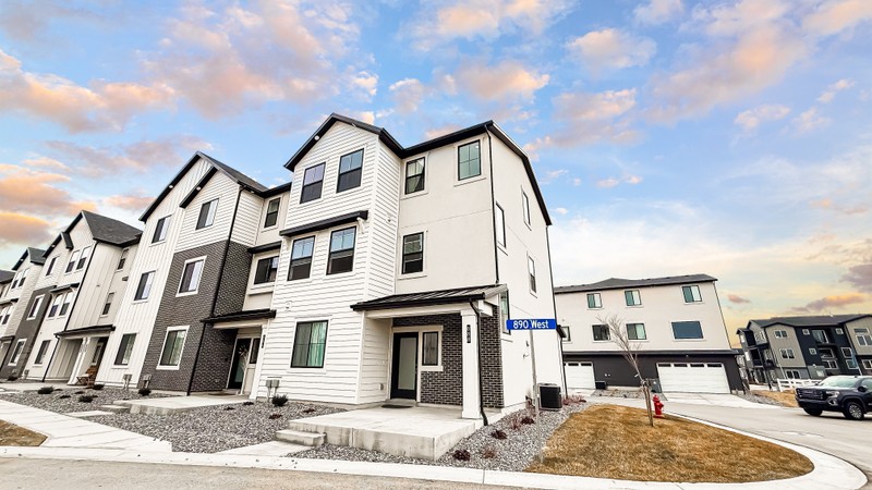 American Fork Single Room: 888 W 540 S