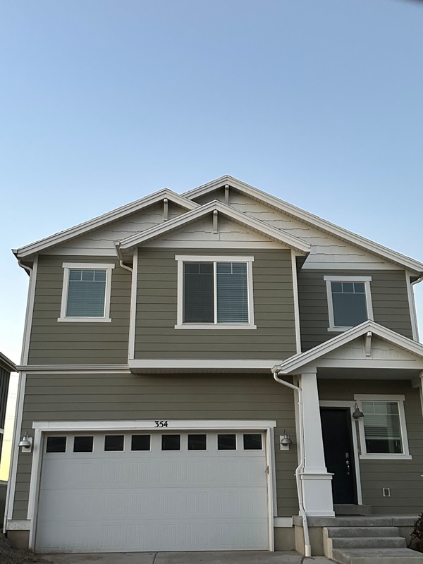 Saratoga Springs House: 354 E Black Creek Ln