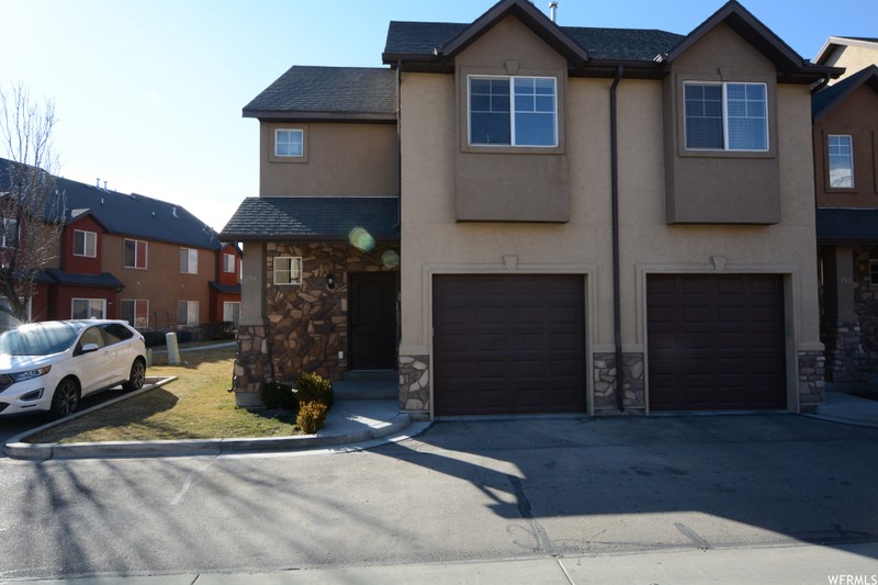 Pleasant Grove Townhome: 286 S 810 W