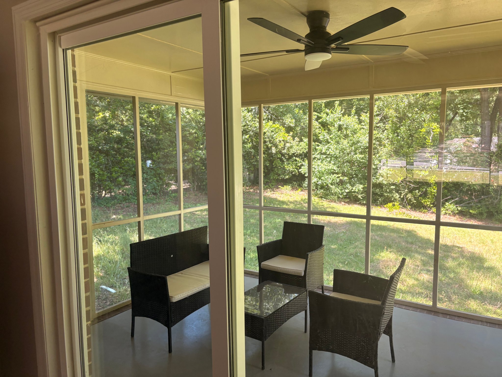 Macon House: 1840 Springwood Dr