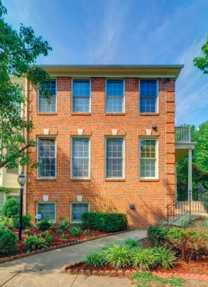 Alexandria Single Room: 6500 Osprey Point Ln