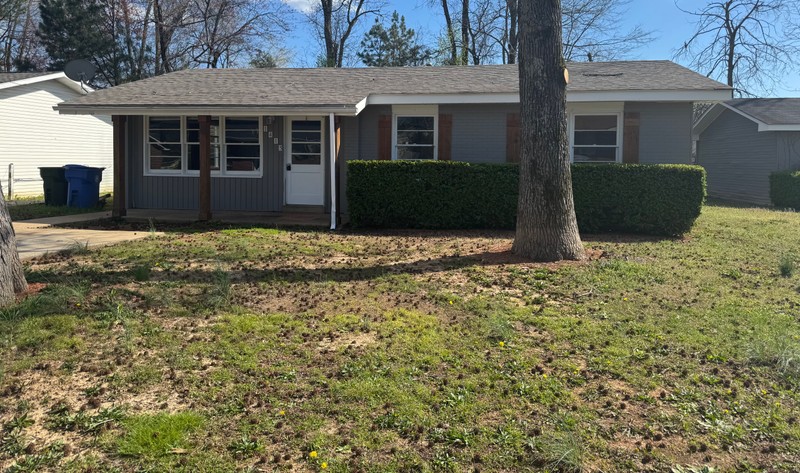 Athens House: 1415 Tower St