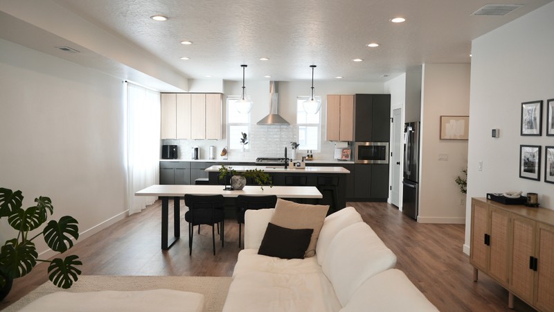 Centerville Townhome: 527 W 620 N