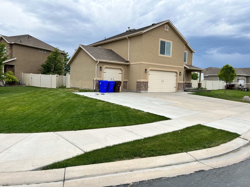 Eagle Mountain Multiplex: 1182 E Searle Ln