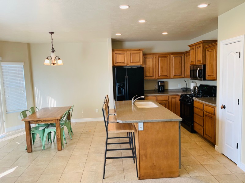 Draper Townhome: 2178 E Whitekirk Way