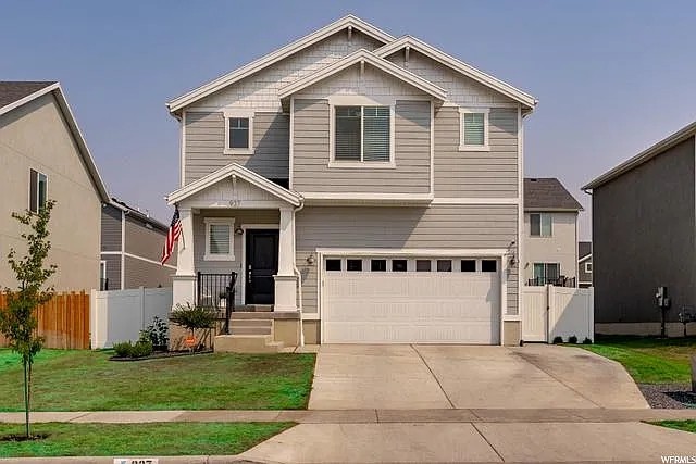 Layton House: 937 E Mecham Ave