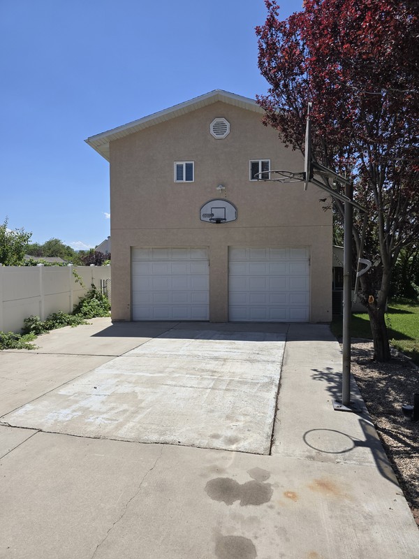 Riverton Multiplex: 12106 S Shannel Cir