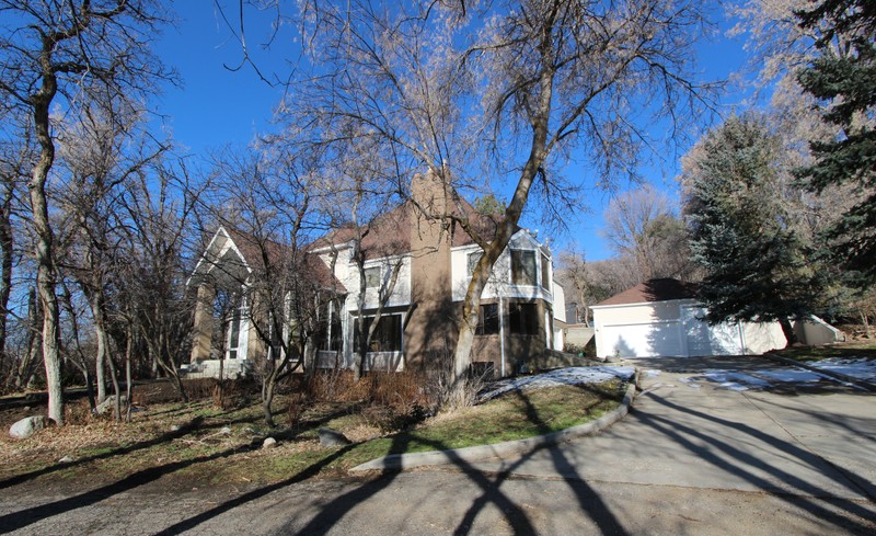 Sandy House: 3333 E Deer Hollow Dr
