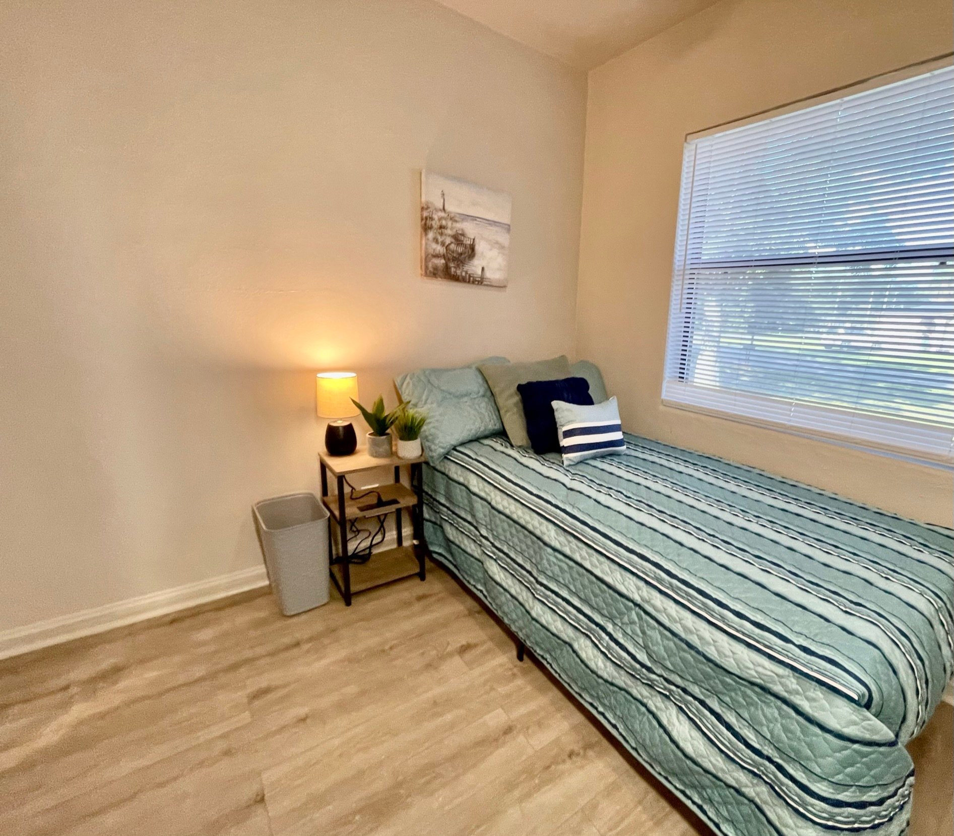 Jacksonville Single Room: 6135 Sabre Drive