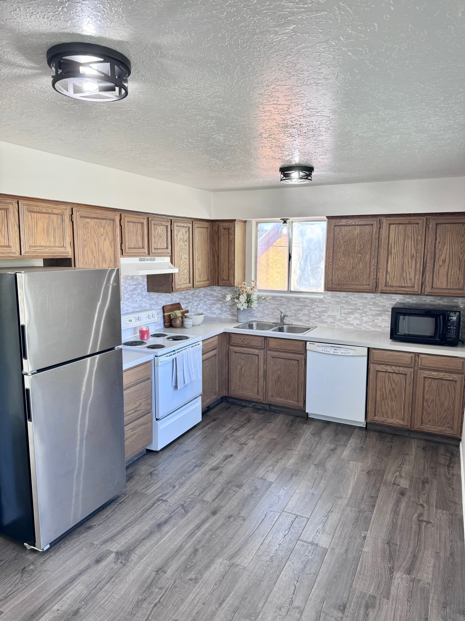 Brigham City Apartment: 258 N 100 W
