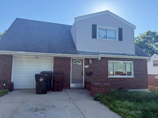 Newport House: 35 Parker Rd