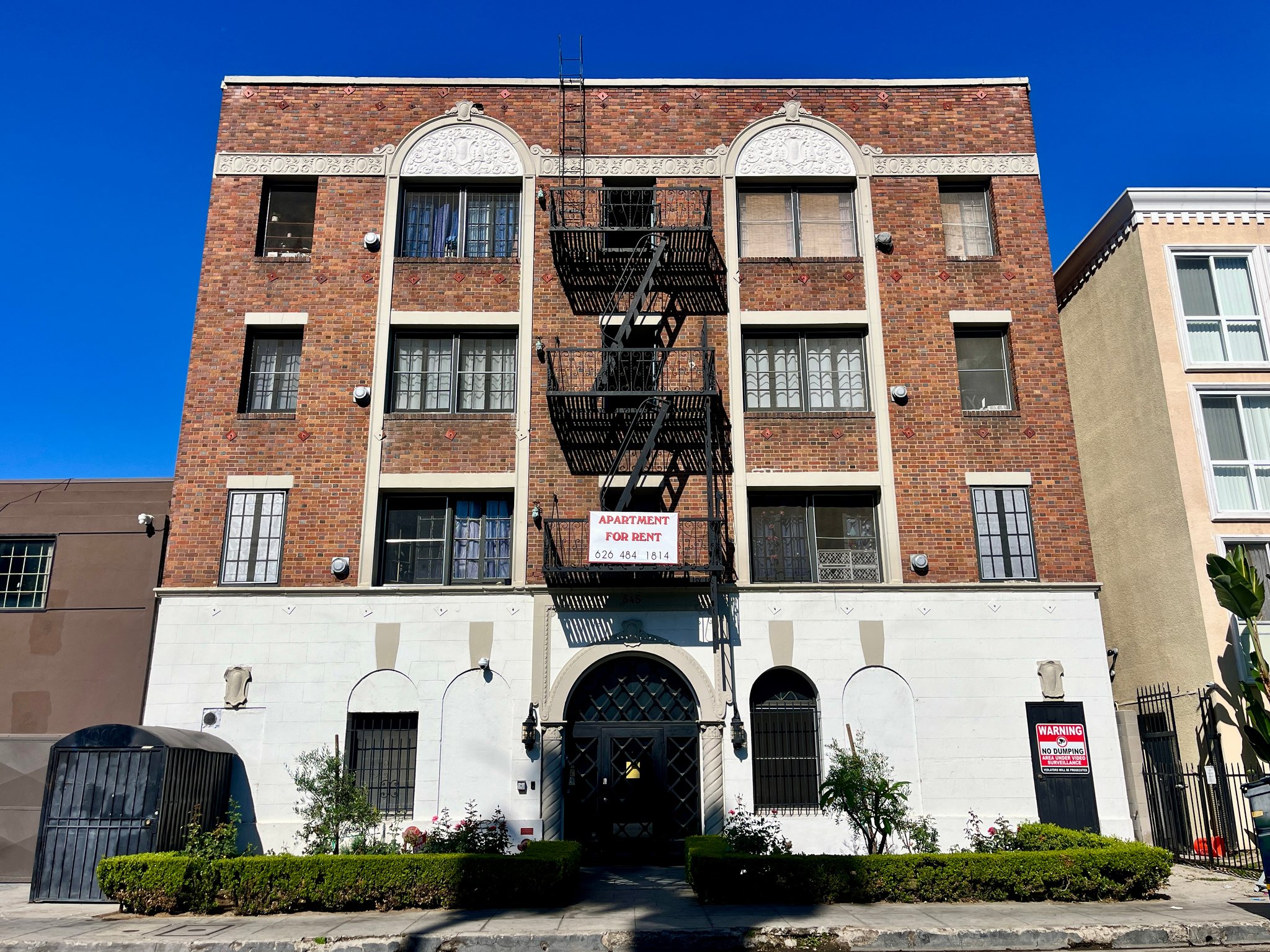 Los Angeles Apartment: 545 S. Hobart Blvd.