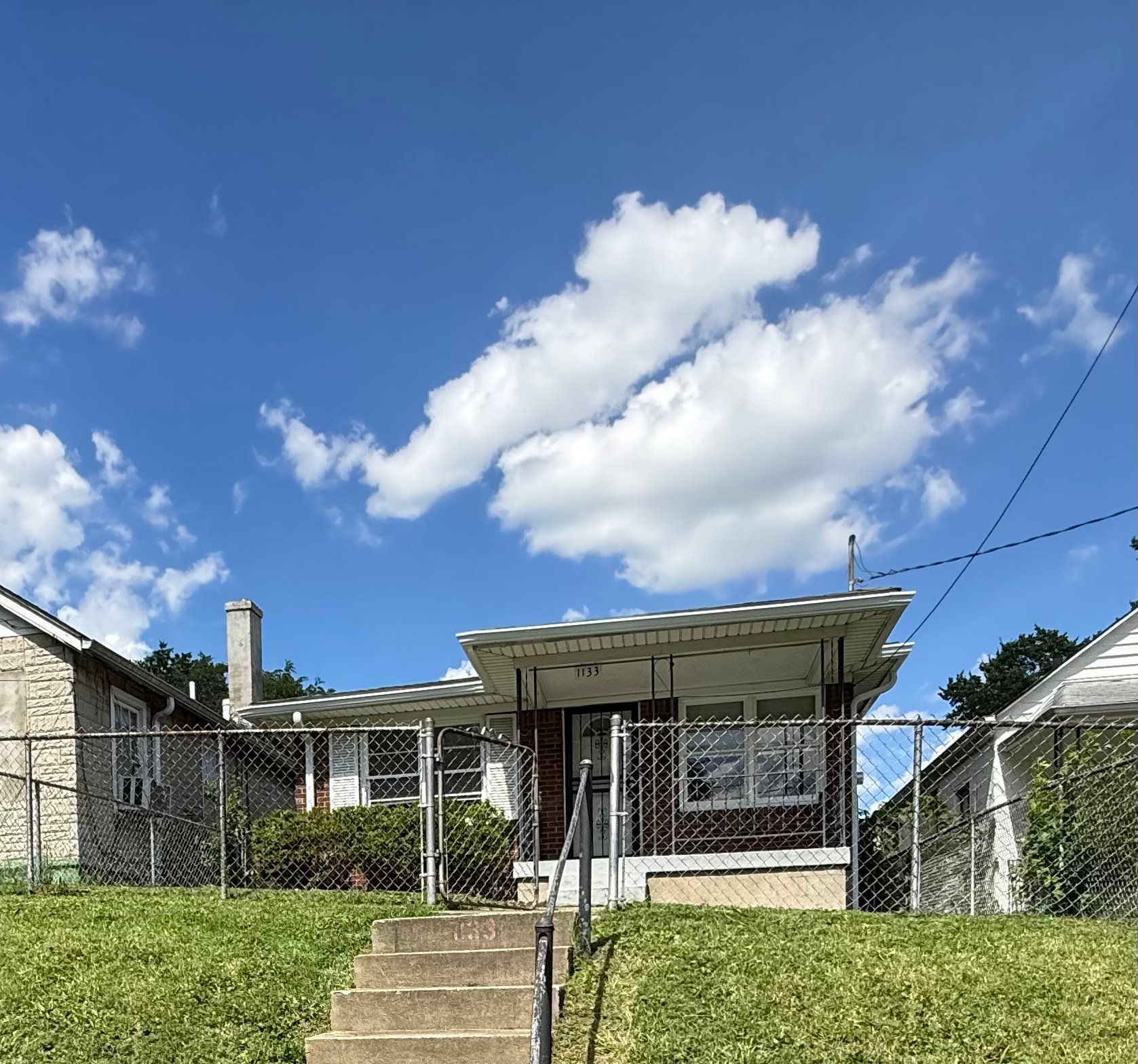Louisville House: 1133 Lincoln Ave