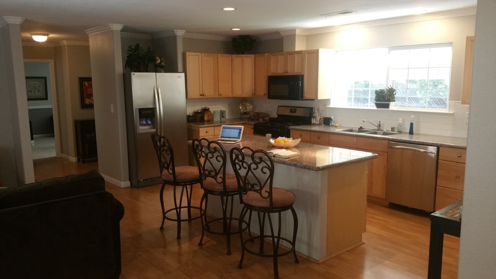 Walnut Creek House: 87 Panoramic Way