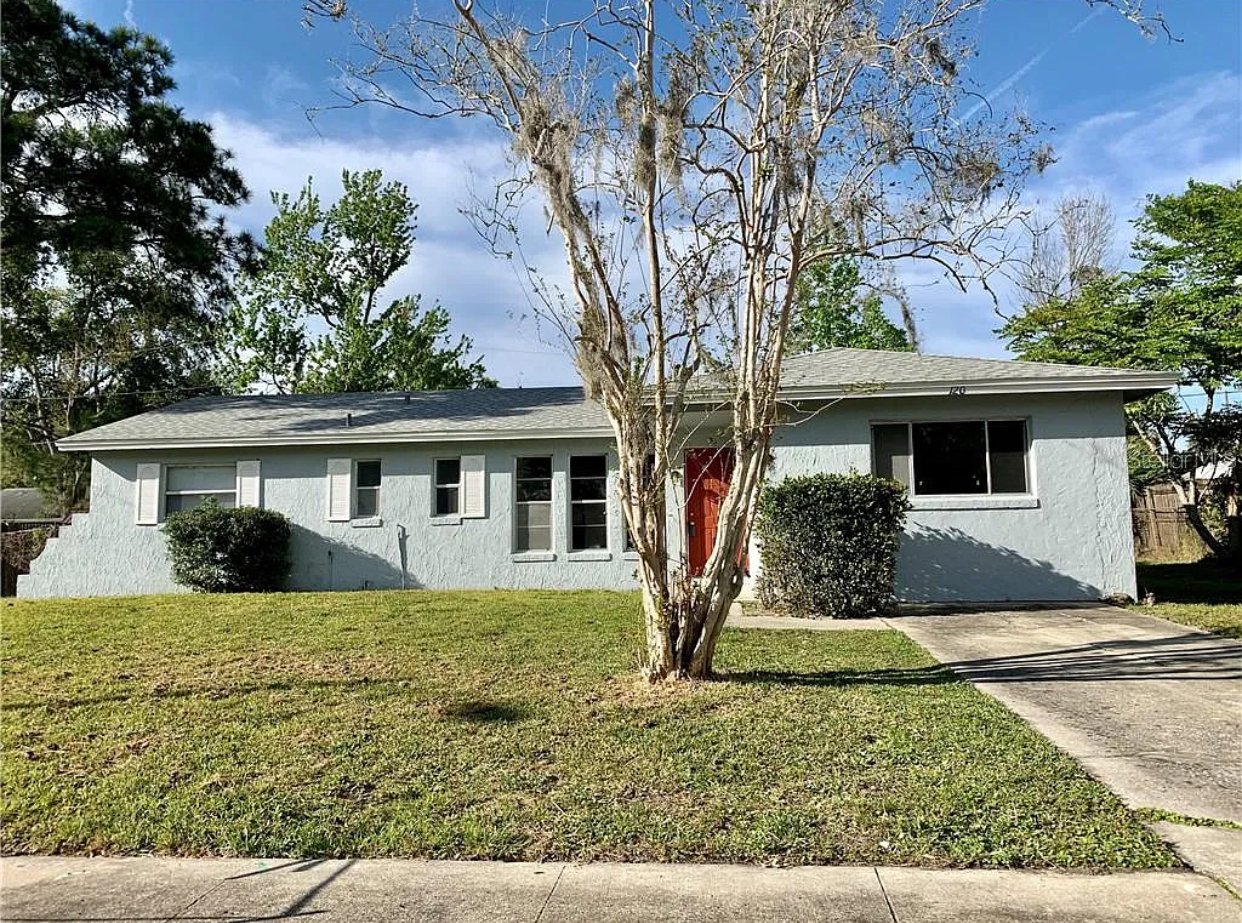 Longwood House: 120 Continental Blvd