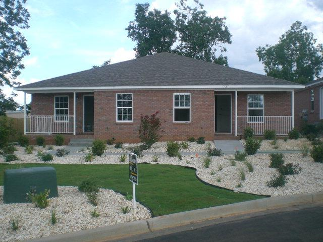 Troy Condo: #6 Taylor Place