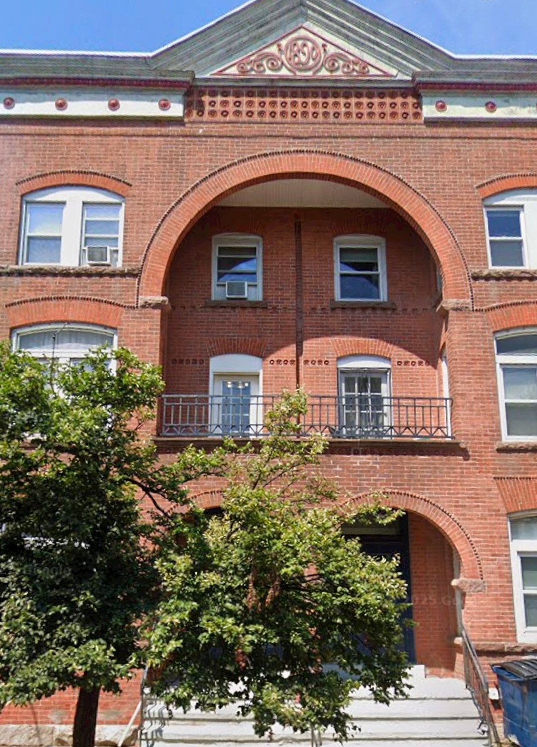New Haven Apartment: 197 Wooster St